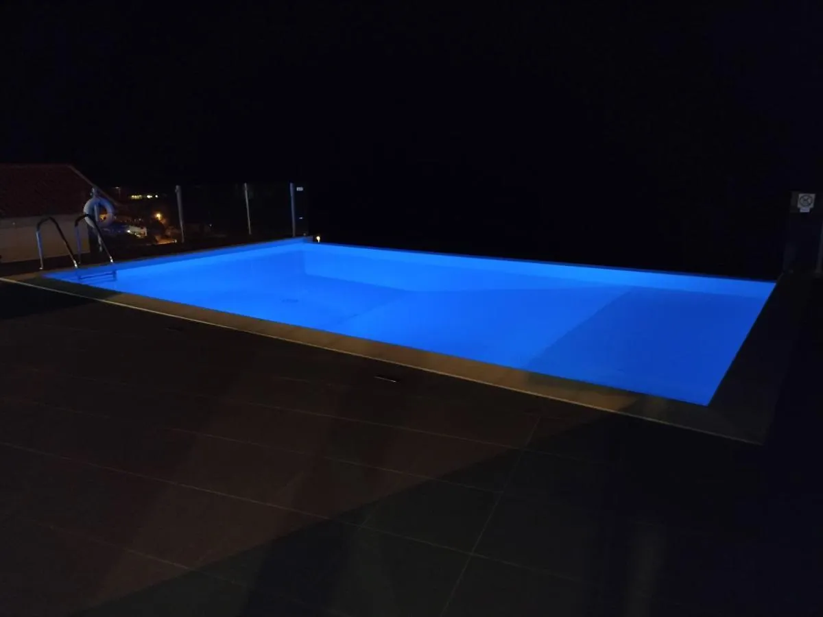Luxo E Conforto Villa Arco da Calheta  Holiday home